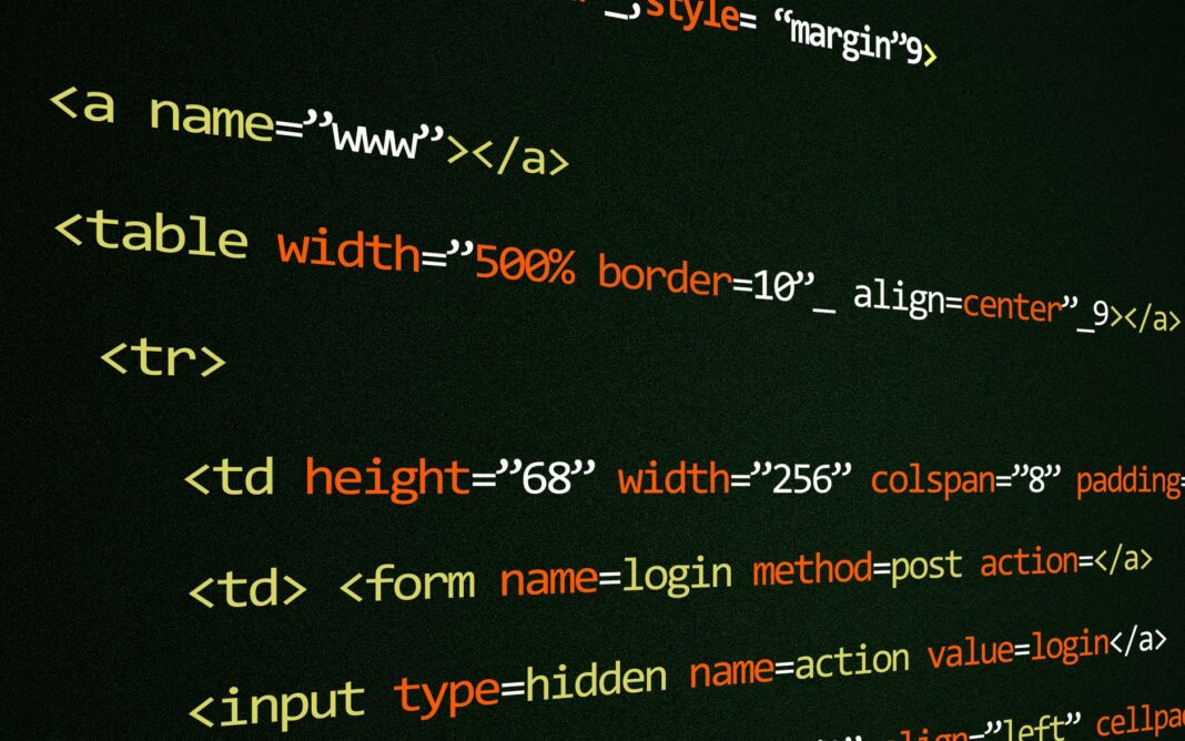 Zbliżenie na kod HTML związany z tworzeniem wtyczek sklepowych
